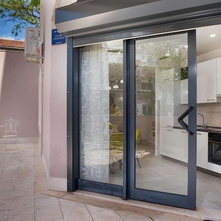 Apartment Amadeo Split Exterior photo
