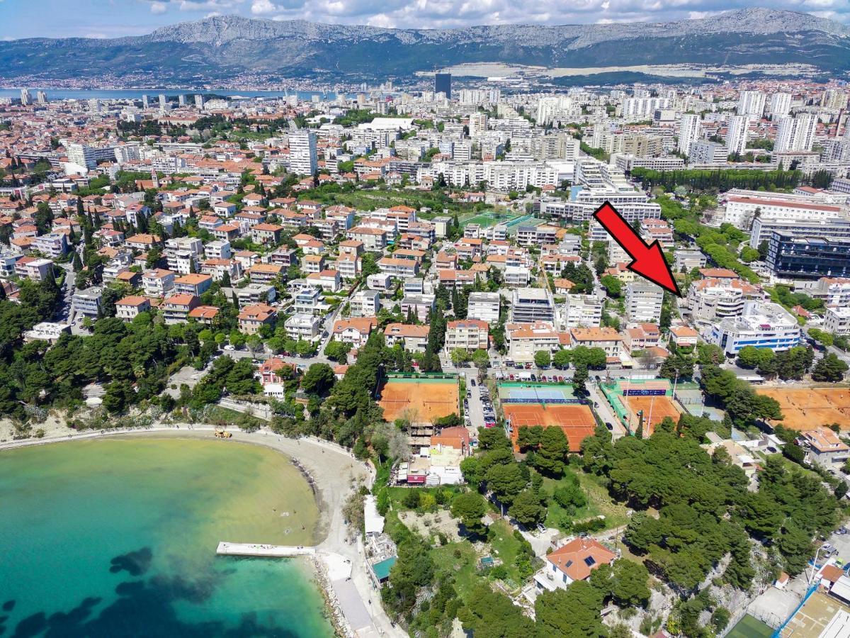 Apartment Amadeo Split Exterior photo